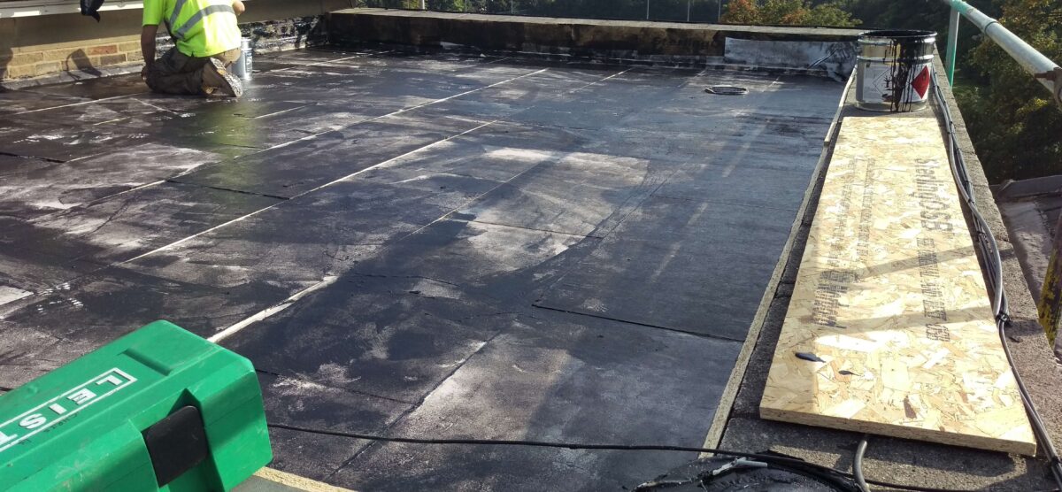 Does My Flat Roof Need Repairing Or Replacing?